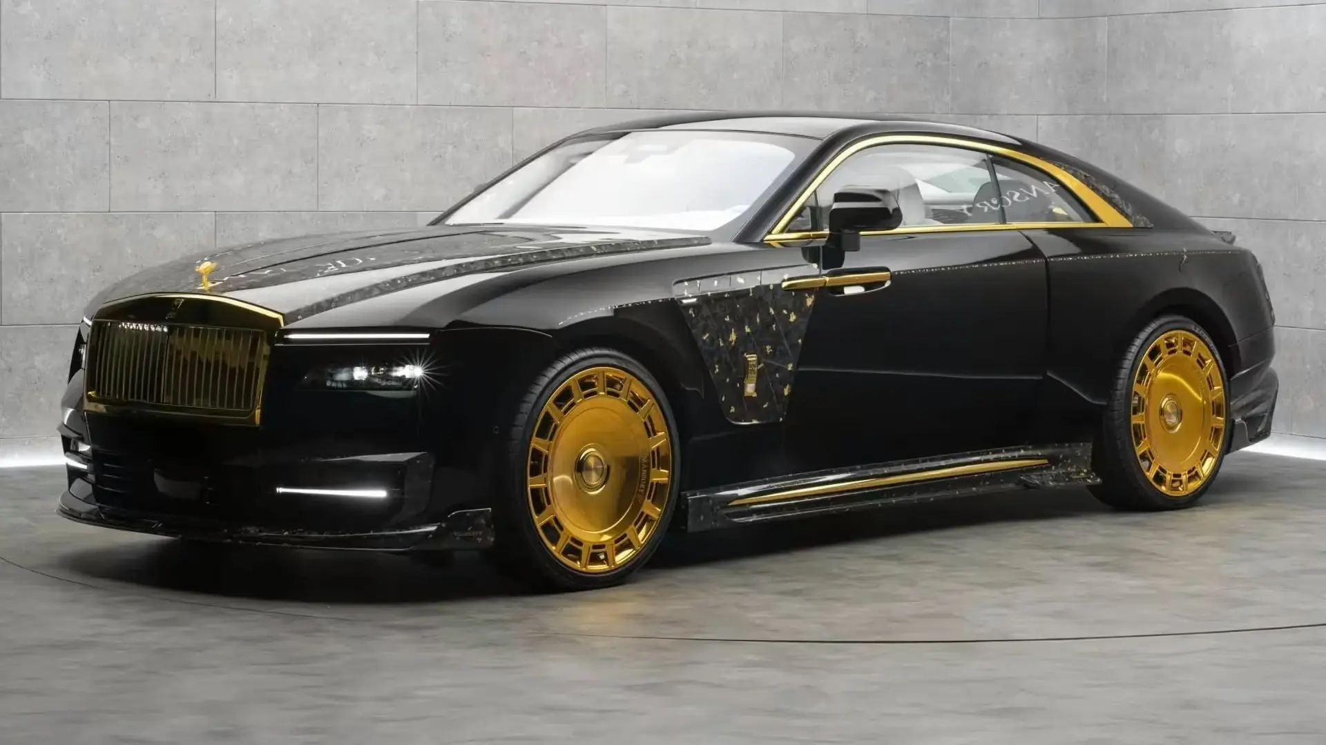 Gói độ 1,6 triệu USD dành cho Rolls-Royce Spectre